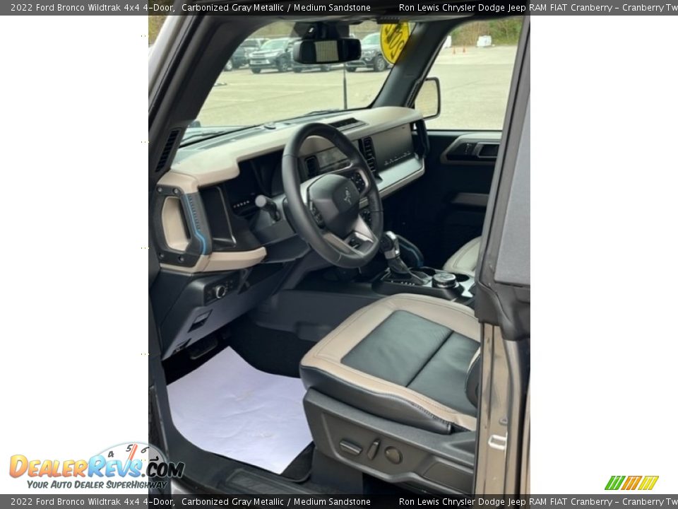 Medium Sandstone Interior - 2022 Ford Bronco Wildtrak 4x4 4-Door Photo #4