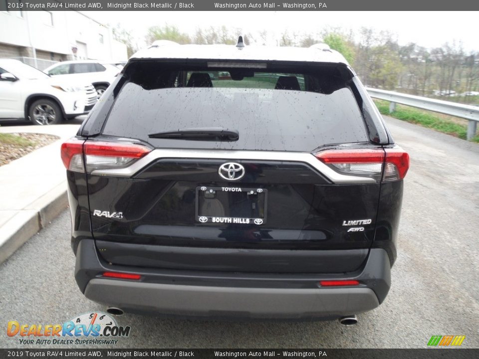 2019 Toyota RAV4 Limited AWD Midnight Black Metallic / Black Photo #18