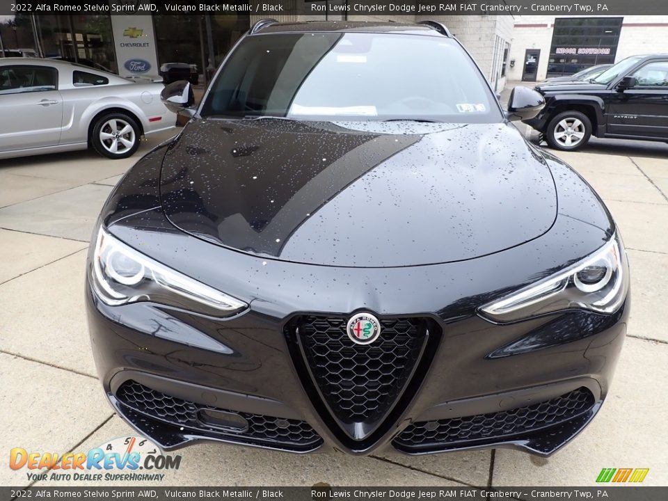 2022 Alfa Romeo Stelvio Sprint AWD Vulcano Black Metallic / Black Photo #8