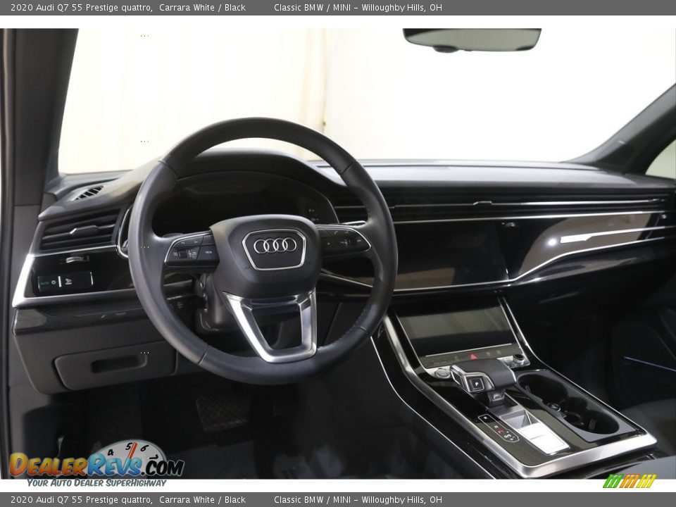 Dashboard of 2020 Audi Q7 55 Prestige quattro Photo #6