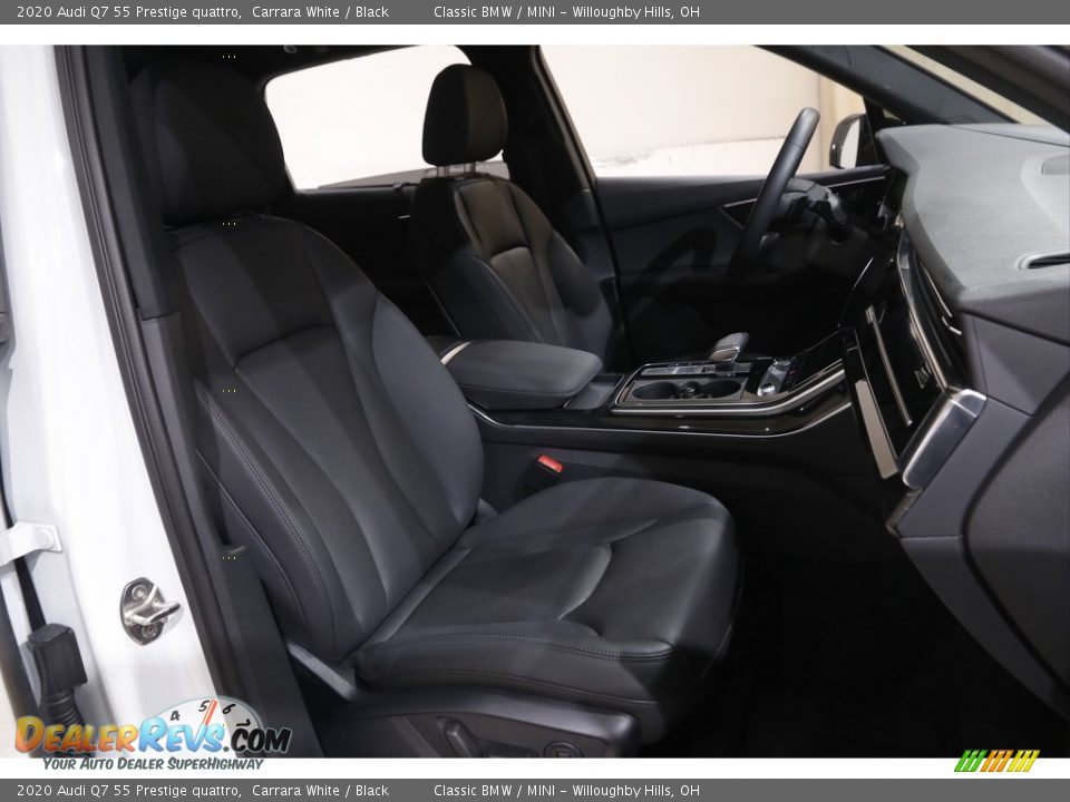 Front Seat of 2020 Audi Q7 55 Prestige quattro Photo #16