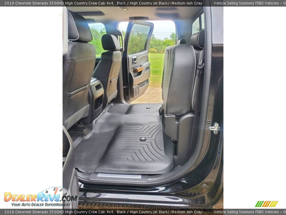 2019 Chevrolet Silverado 3500HD High Country Crew Cab 4x4 Black / High Country Jet Black/­Medium Ash Gray Photo #5