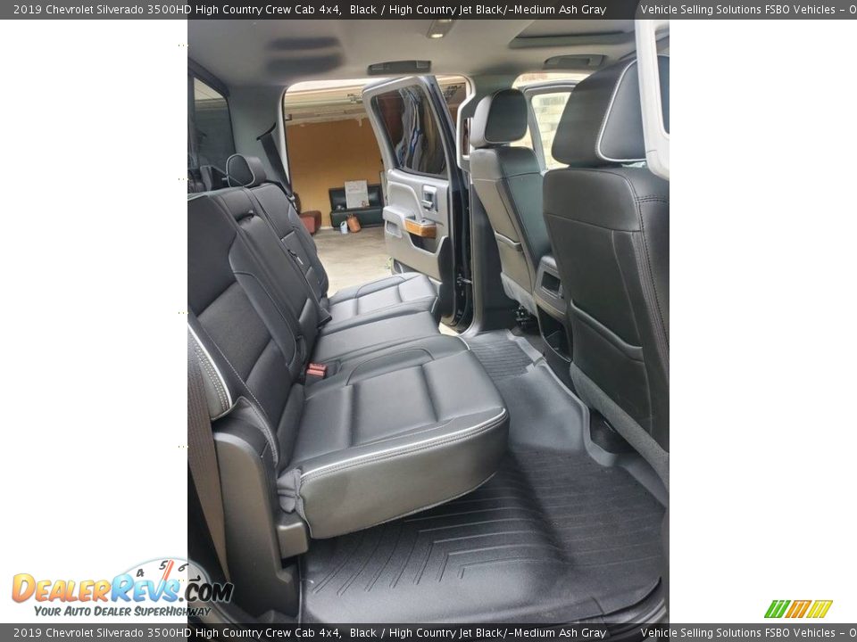 2019 Chevrolet Silverado 3500HD High Country Crew Cab 4x4 Black / High Country Jet Black/­Medium Ash Gray Photo #6