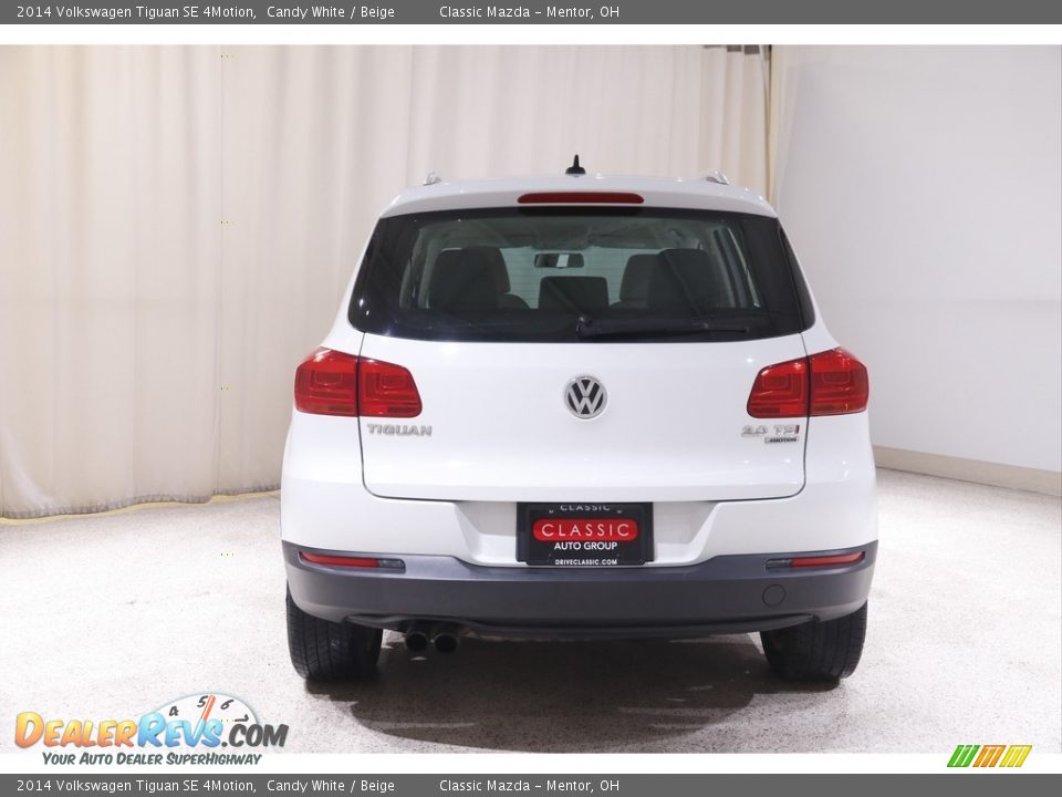 2014 Volkswagen Tiguan SE 4Motion Candy White / Beige Photo #18