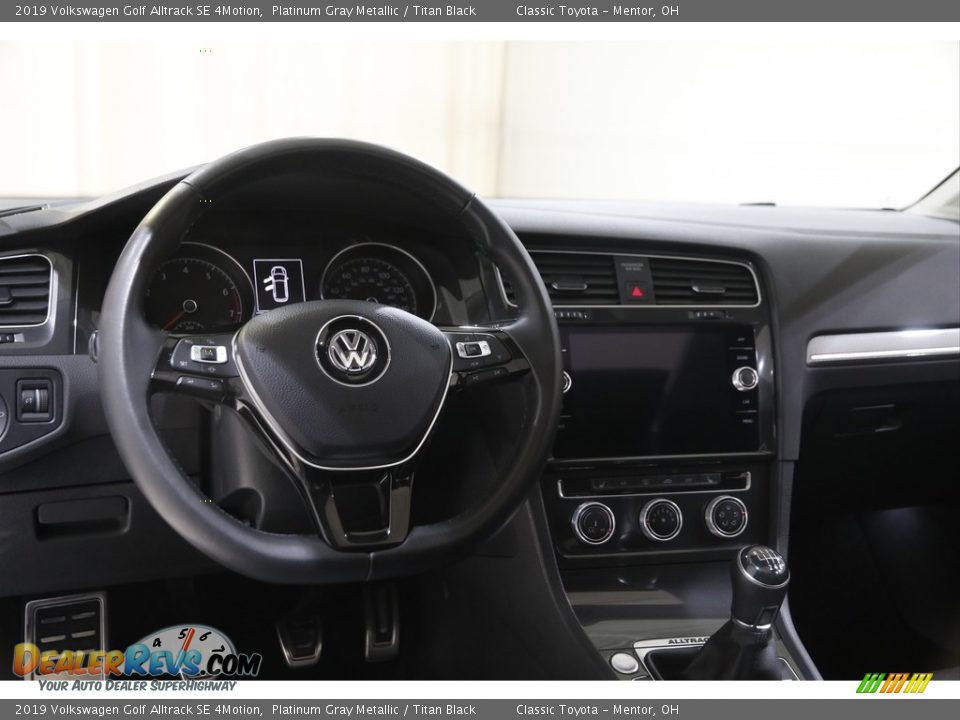 Dashboard of 2019 Volkswagen Golf Alltrack SE 4Motion Photo #6