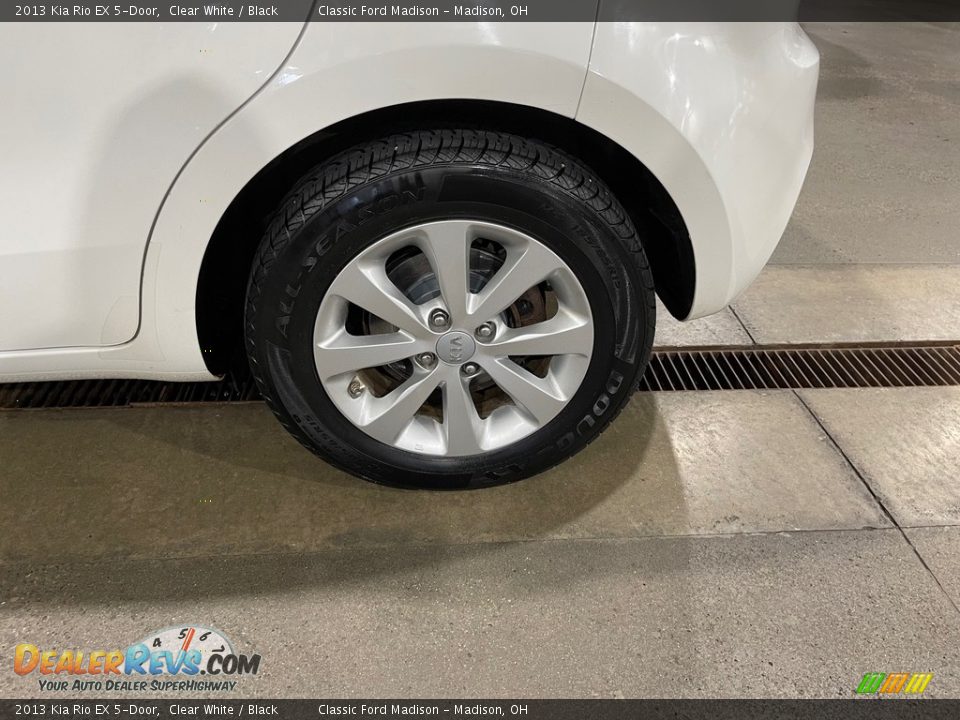2013 Kia Rio EX 5-Door Clear White / Black Photo #16