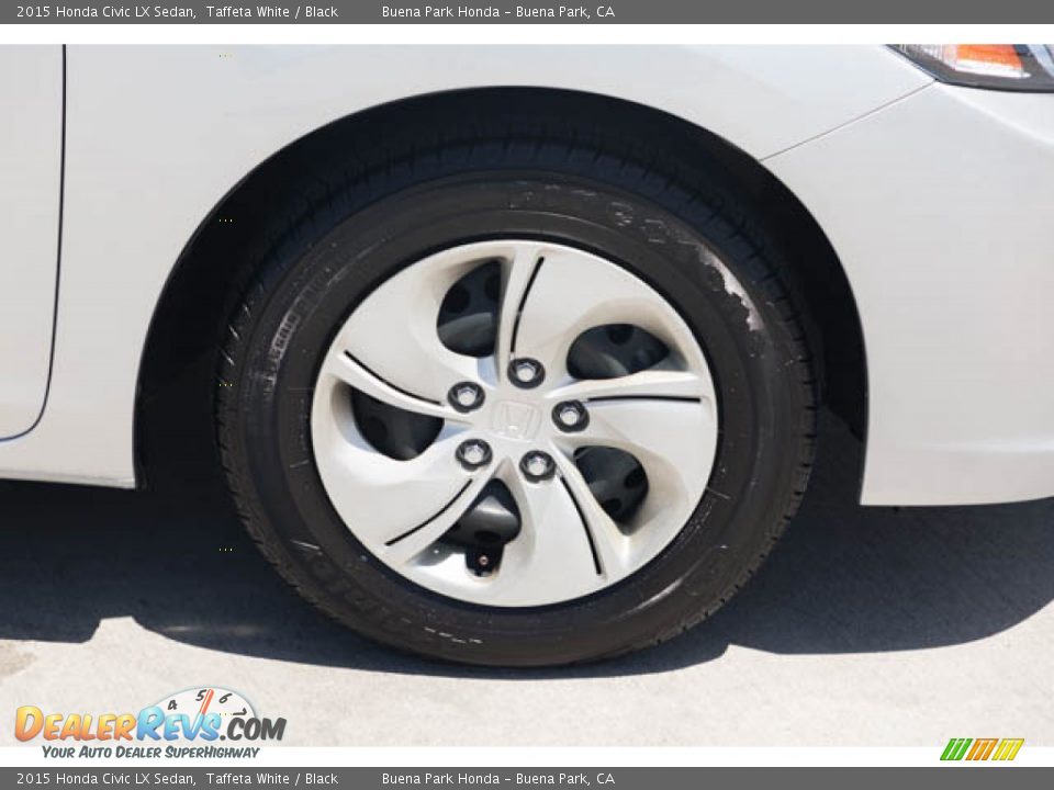 2015 Honda Civic LX Sedan Taffeta White / Black Photo #33
