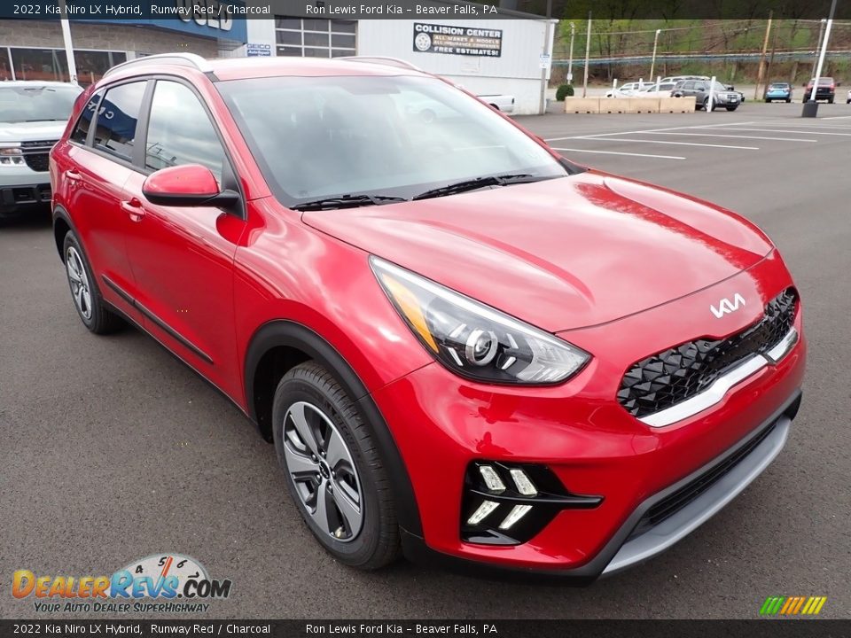 2022 Kia Niro LX Hybrid Runway Red / Charcoal Photo #2