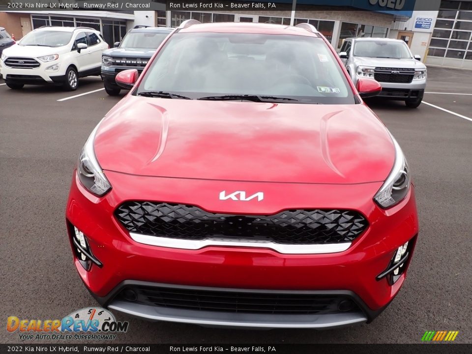 2022 Kia Niro LX Hybrid Runway Red / Charcoal Photo #3