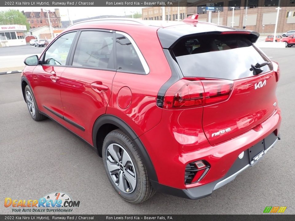 2022 Kia Niro LX Hybrid Runway Red / Charcoal Photo #6