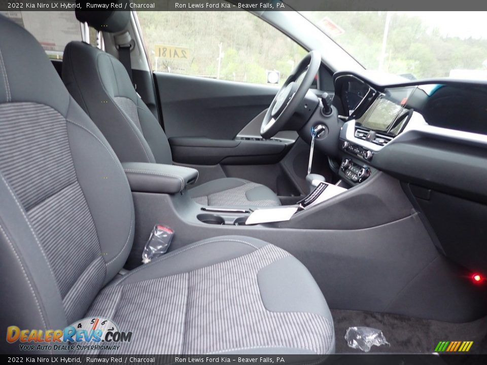 2022 Kia Niro LX Hybrid Runway Red / Charcoal Photo #11