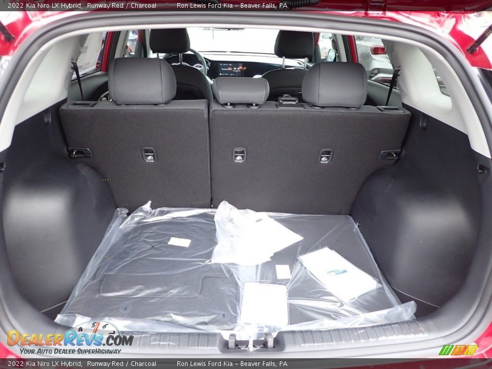2022 Kia Niro LX Hybrid Runway Red / Charcoal Photo #12