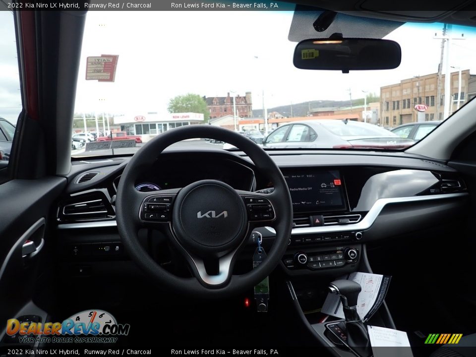 2022 Kia Niro LX Hybrid Runway Red / Charcoal Photo #14