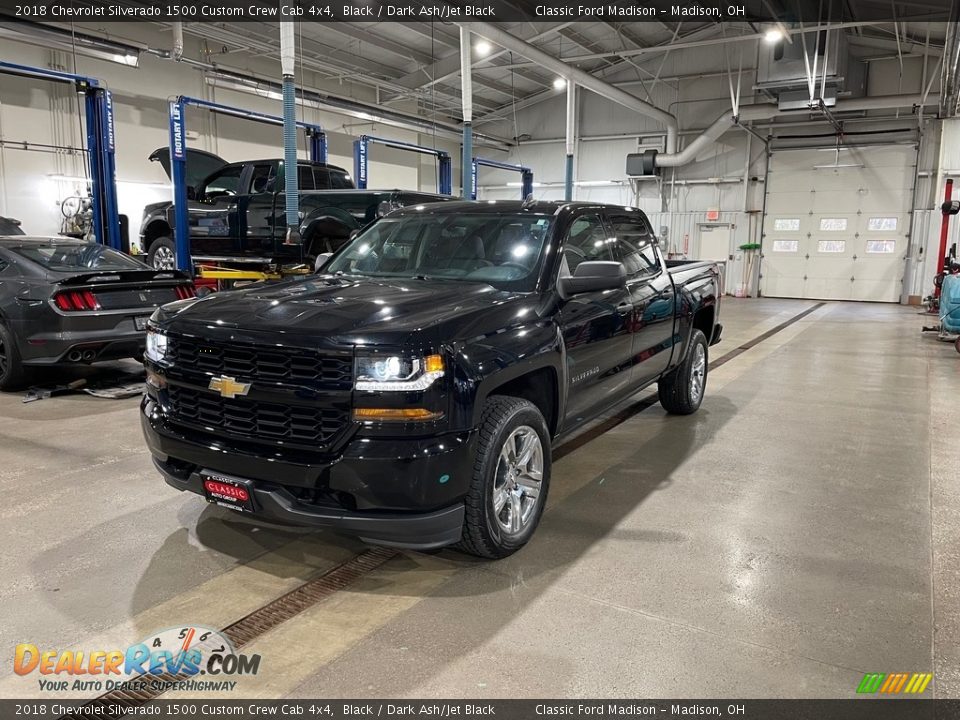 2018 Chevrolet Silverado 1500 Custom Crew Cab 4x4 Black / Dark Ash/Jet Black Photo #1