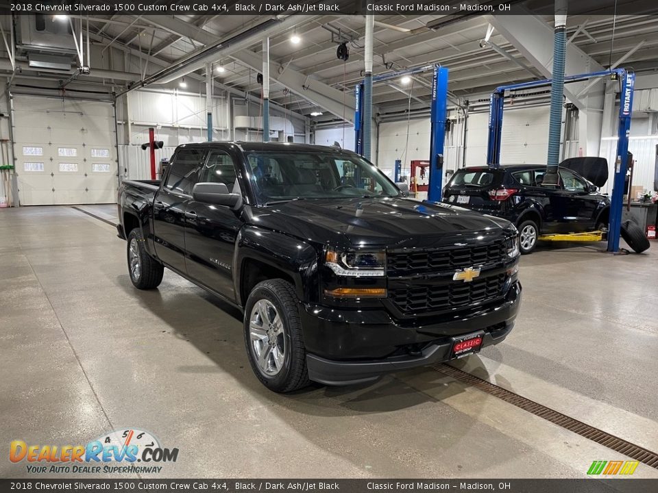2018 Chevrolet Silverado 1500 Custom Crew Cab 4x4 Black / Dark Ash/Jet Black Photo #2