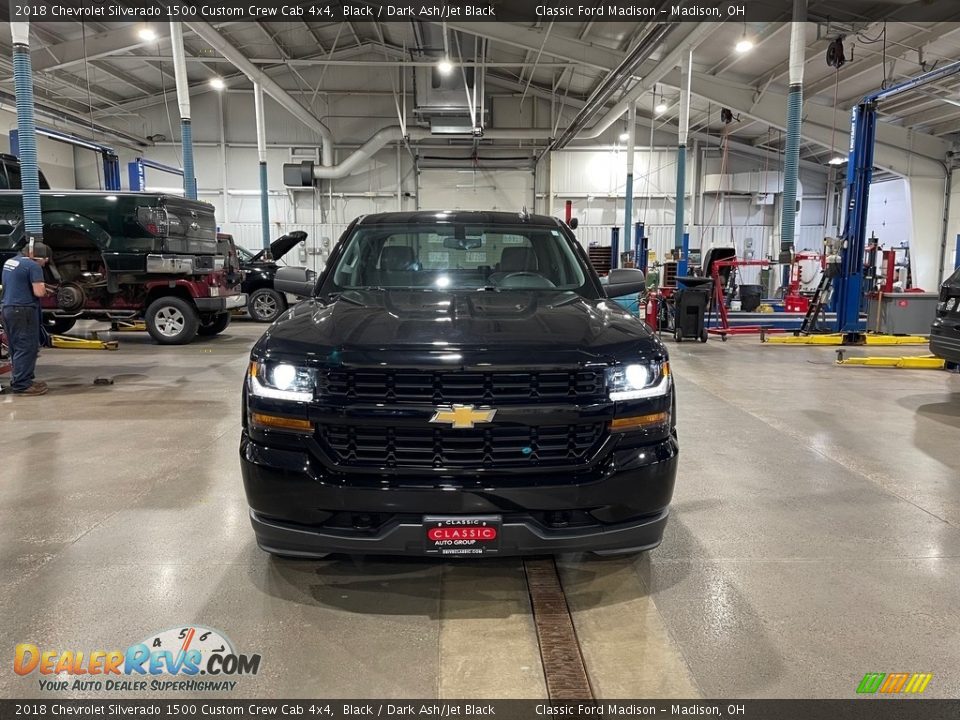 2018 Chevrolet Silverado 1500 Custom Crew Cab 4x4 Black / Dark Ash/Jet Black Photo #4