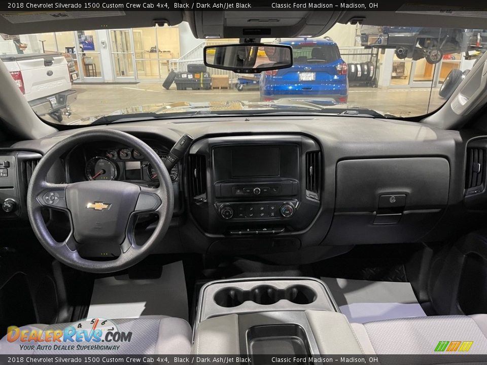 2018 Chevrolet Silverado 1500 Custom Crew Cab 4x4 Black / Dark Ash/Jet Black Photo #9