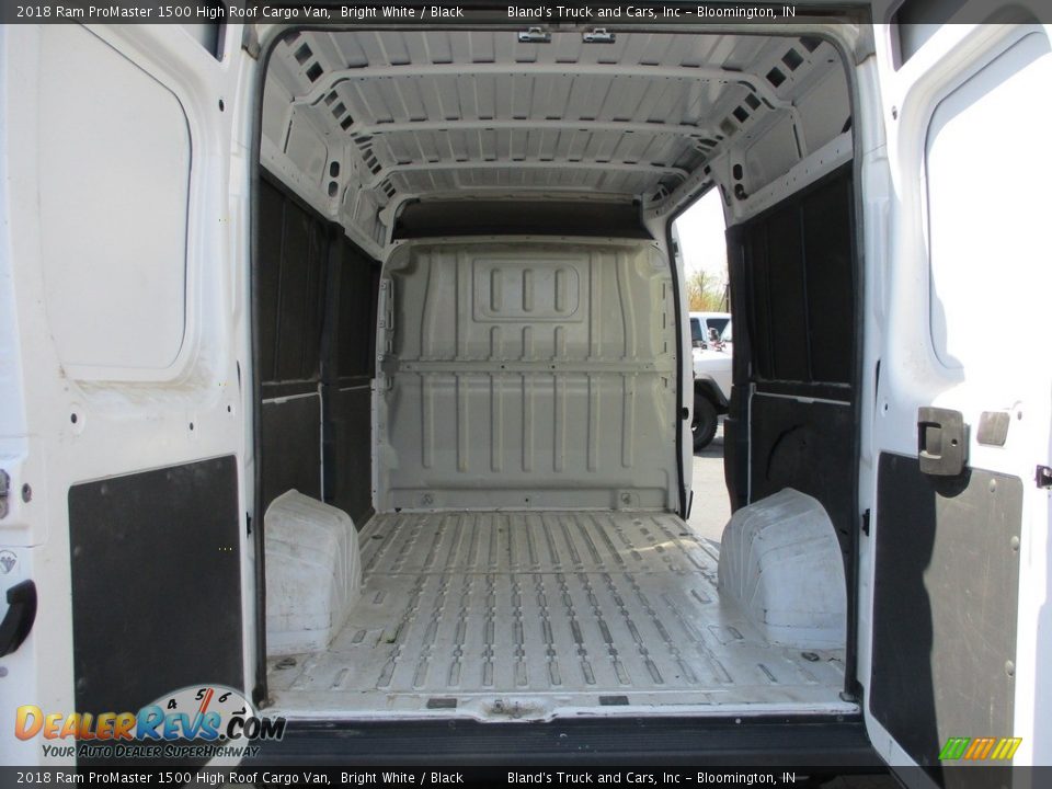 2018 Ram ProMaster 1500 High Roof Cargo Van Bright White / Black Photo #20