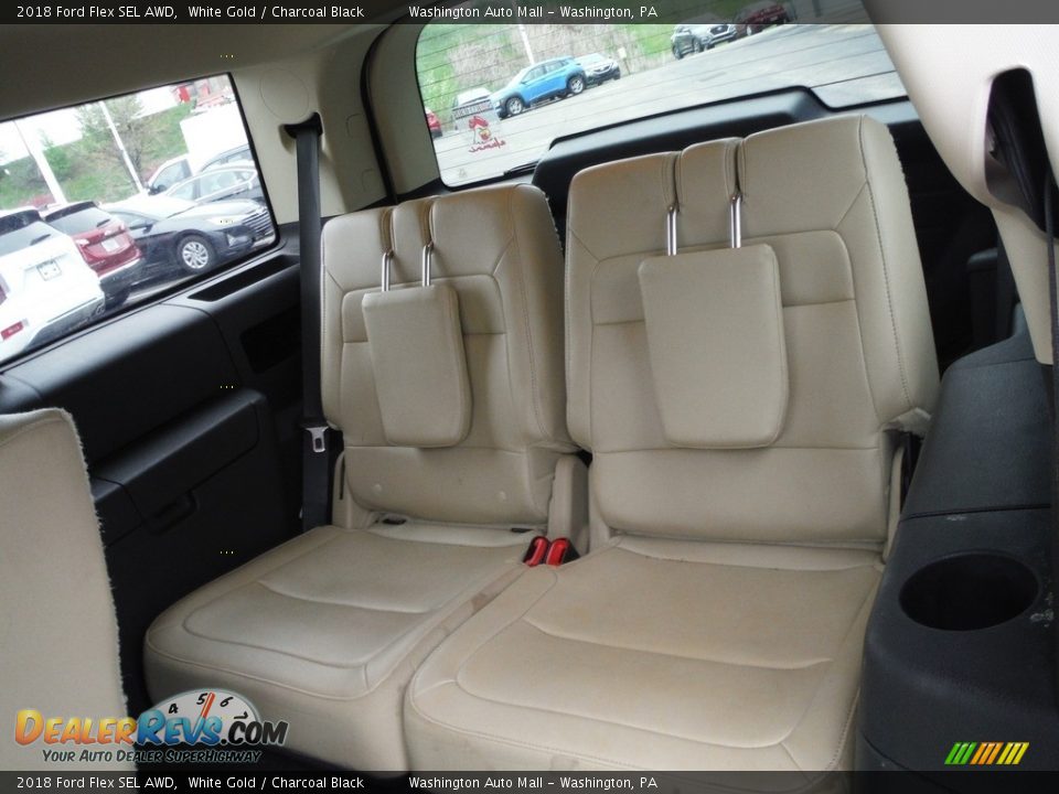 Rear Seat of 2018 Ford Flex SEL AWD Photo #25