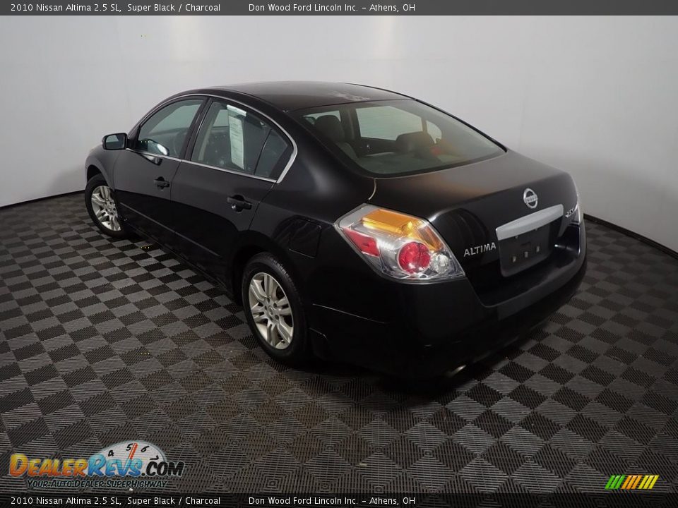 2010 Nissan Altima 2.5 SL Super Black / Charcoal Photo #10