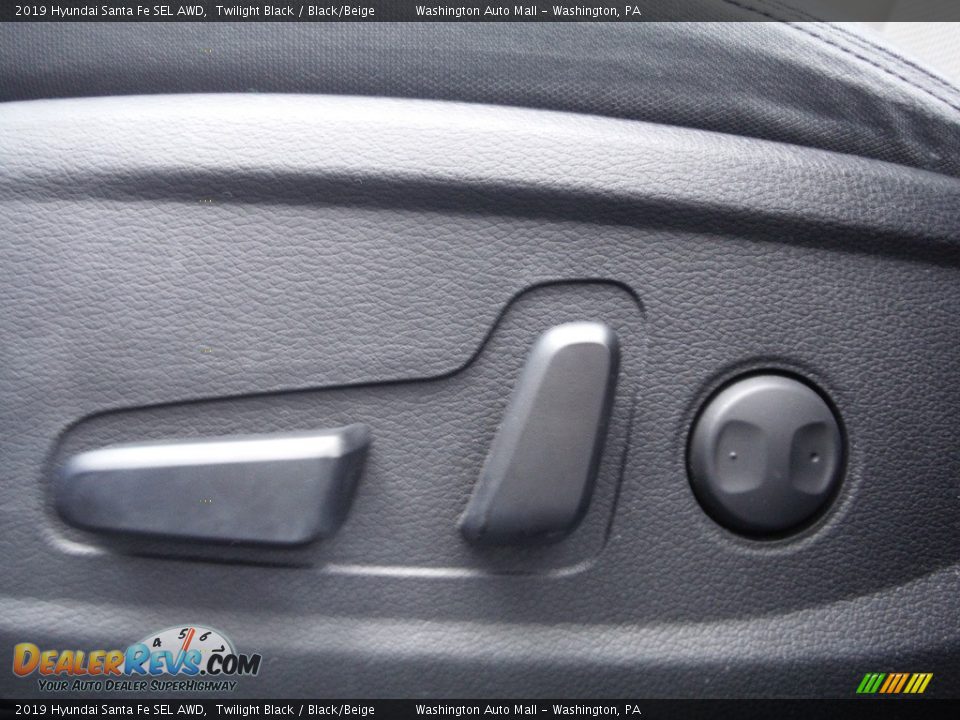 2019 Hyundai Santa Fe SEL AWD Twilight Black / Black/Beige Photo #15
