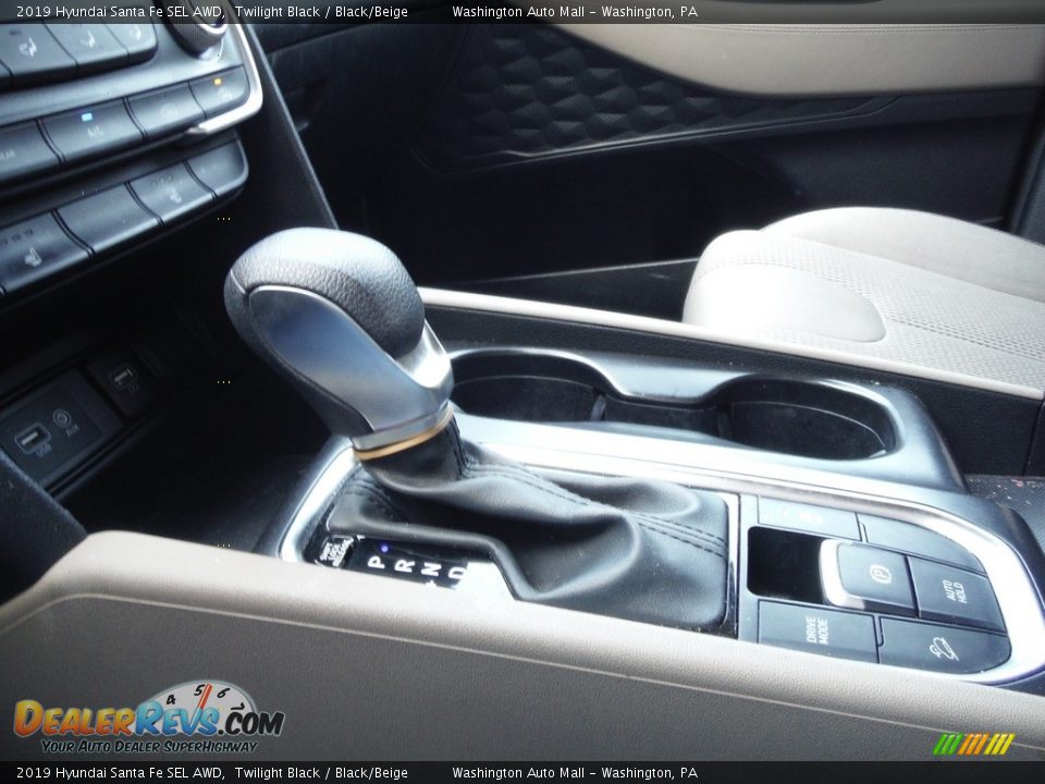 2019 Hyundai Santa Fe SEL AWD Twilight Black / Black/Beige Photo #16