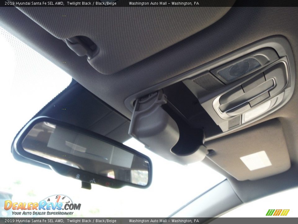 2019 Hyundai Santa Fe SEL AWD Twilight Black / Black/Beige Photo #24