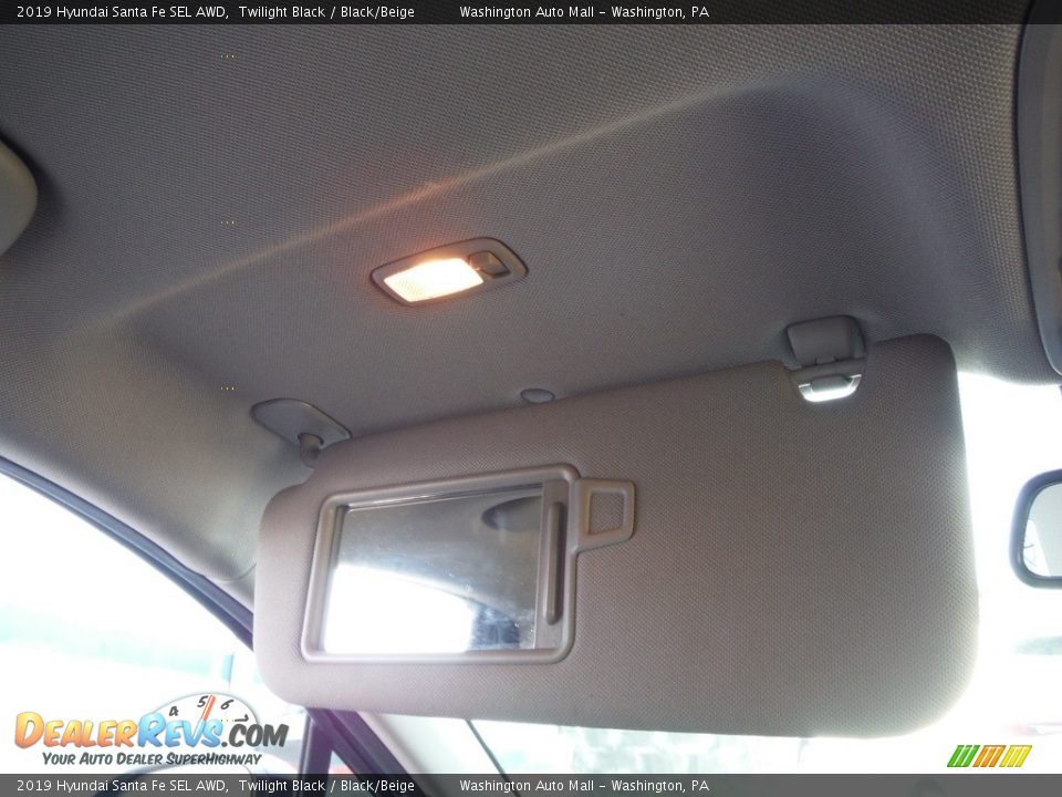 2019 Hyundai Santa Fe SEL AWD Twilight Black / Black/Beige Photo #25