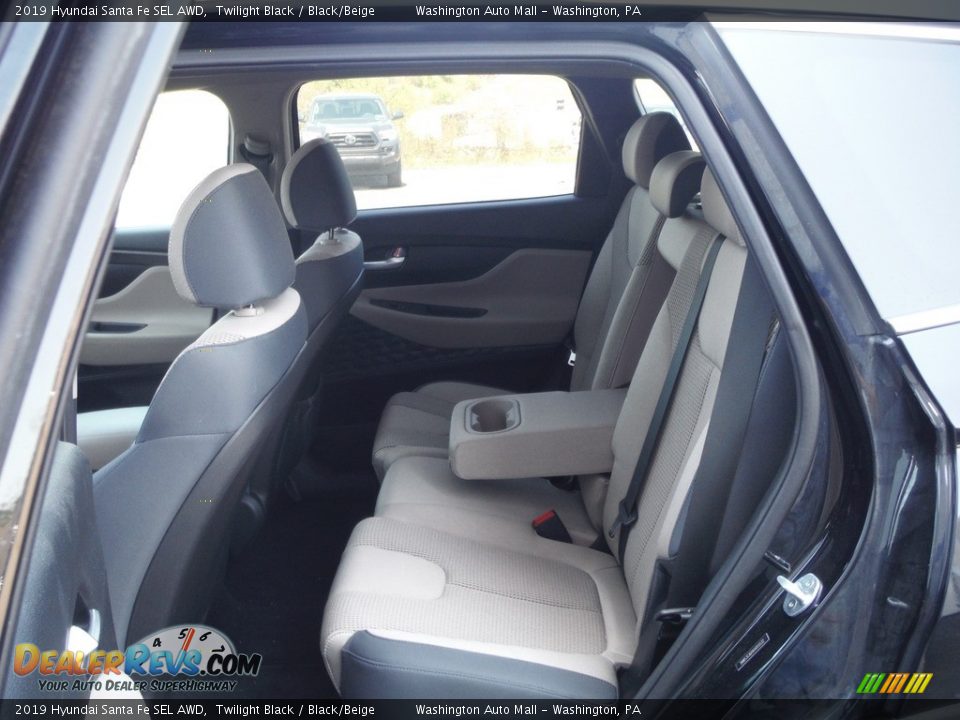 2019 Hyundai Santa Fe SEL AWD Twilight Black / Black/Beige Photo #26