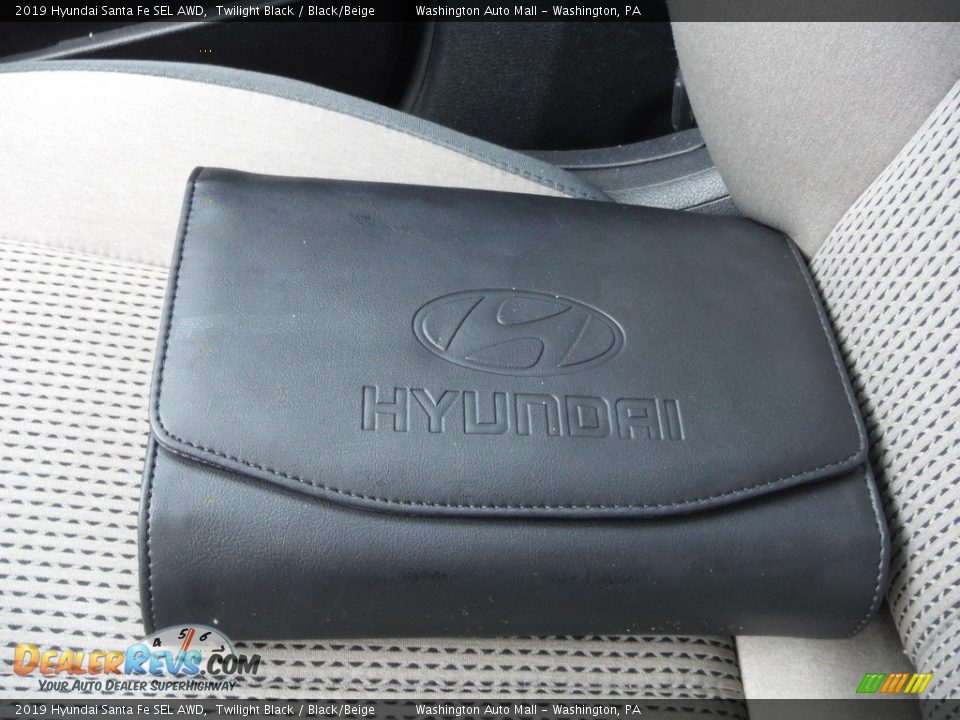 2019 Hyundai Santa Fe SEL AWD Twilight Black / Black/Beige Photo #27