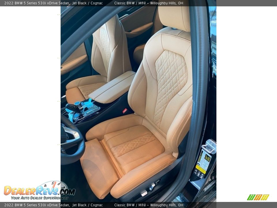 Front Seat of 2022 BMW 5 Series 530i xDrive Sedan Photo #4