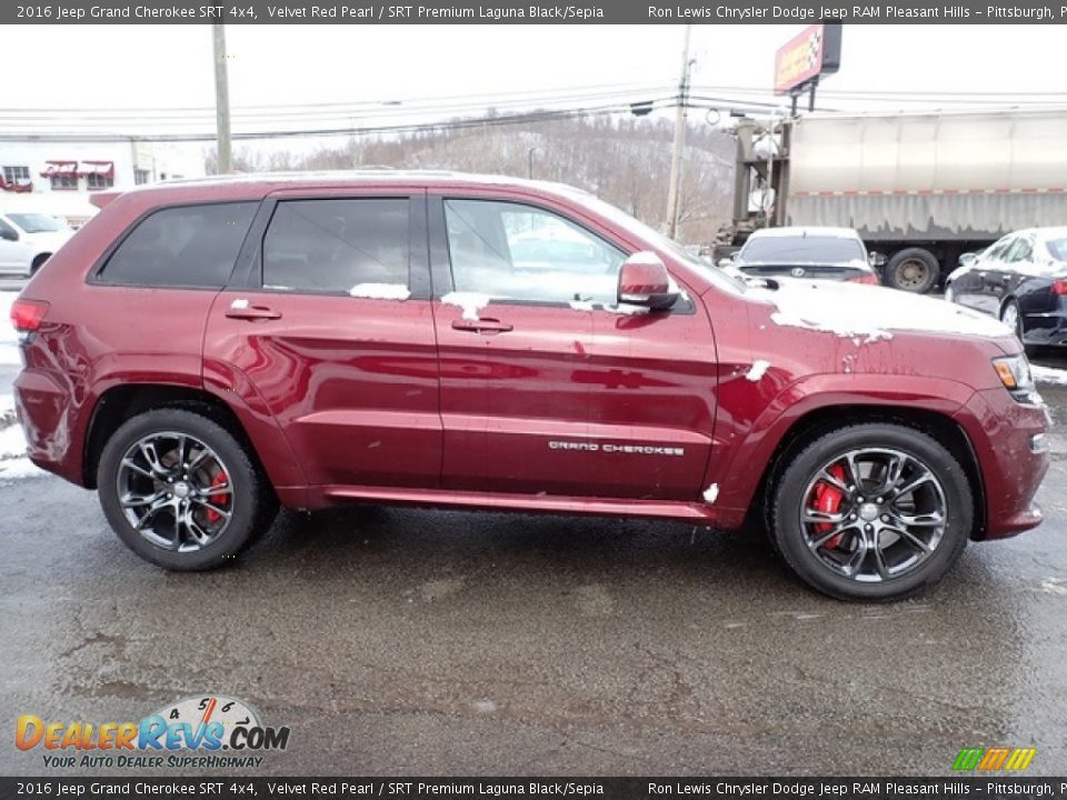 2016 Jeep Grand Cherokee SRT 4x4 Velvet Red Pearl / SRT Premium Laguna Black/Sepia Photo #7