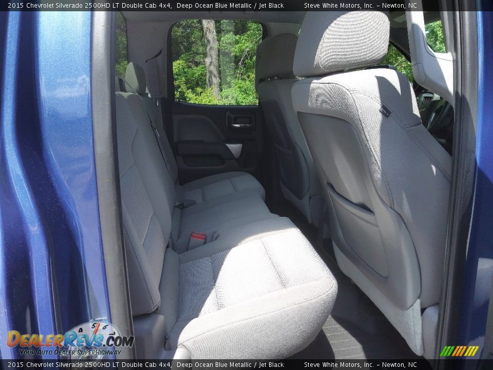 2015 Chevrolet Silverado 2500HD LT Double Cab 4x4 Deep Ocean Blue Metallic / Jet Black Photo #17