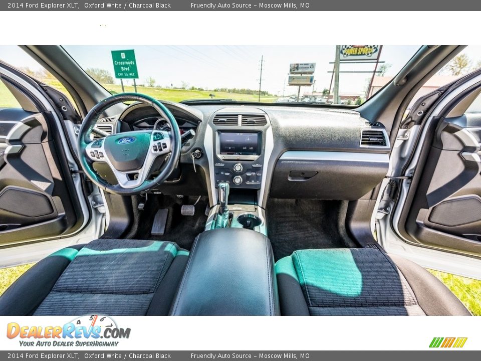 Front Seat of 2014 Ford Explorer XLT Photo #28