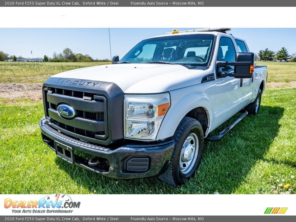 2016 Ford F250 Super Duty XL Crew Cab Oxford White / Steel Photo #9