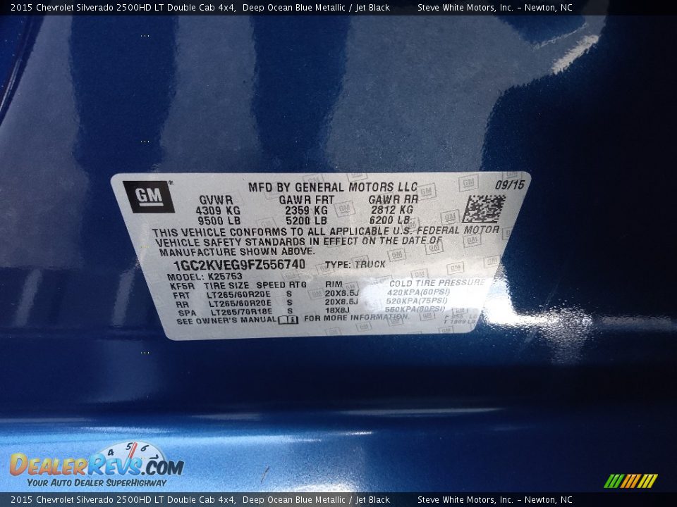 2015 Chevrolet Silverado 2500HD LT Double Cab 4x4 Deep Ocean Blue Metallic / Jet Black Photo #31