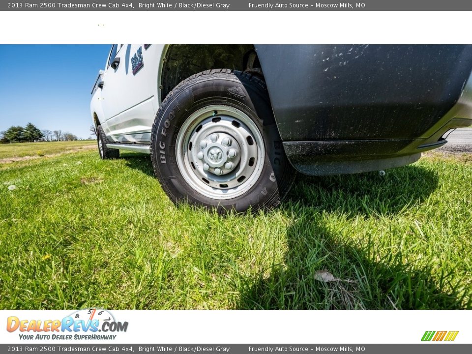 2013 Ram 2500 Tradesman Crew Cab 4x4 Bright White / Black/Diesel Gray Photo #2