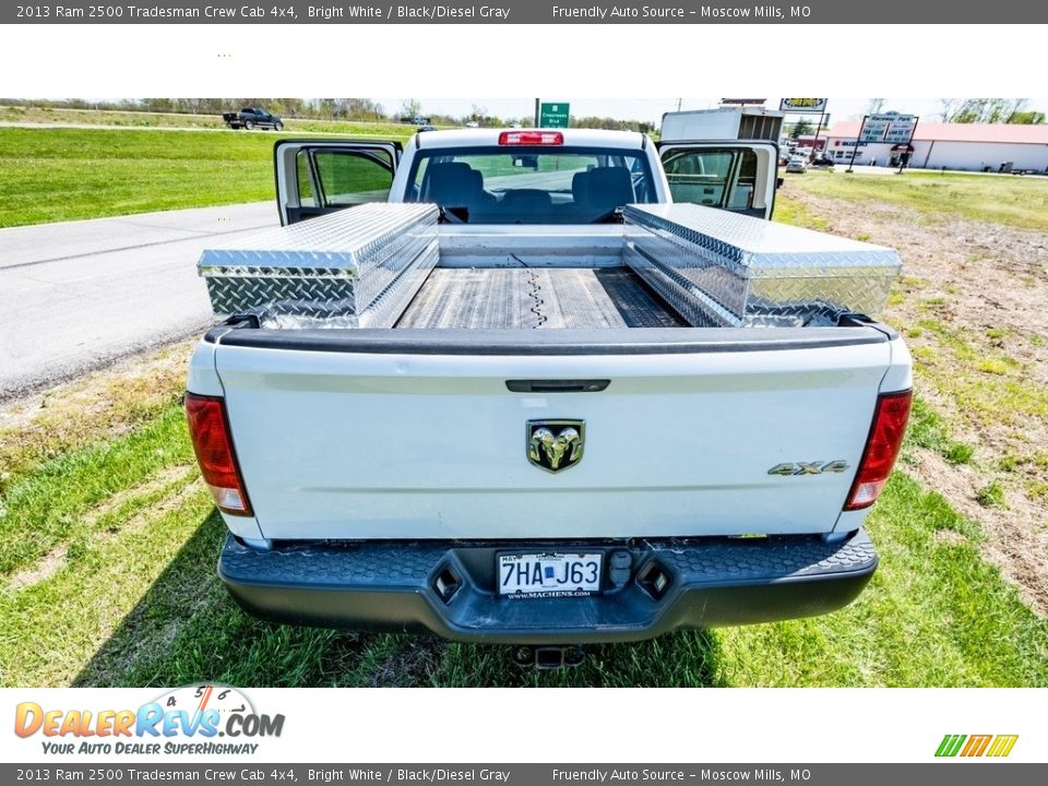 2013 Ram 2500 Tradesman Crew Cab 4x4 Bright White / Black/Diesel Gray Photo #21