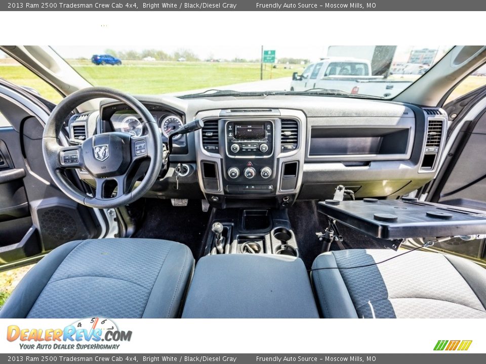 2013 Ram 2500 Tradesman Crew Cab 4x4 Bright White / Black/Diesel Gray Photo #26