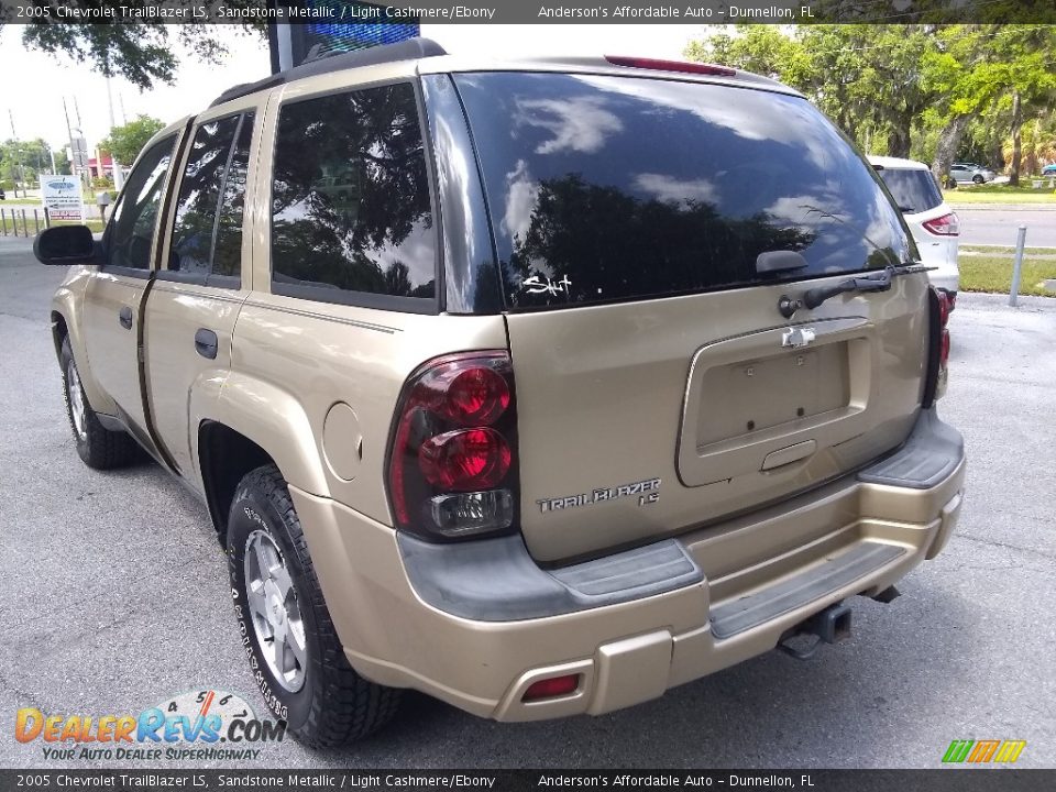 2005 Chevrolet TrailBlazer LS Sandstone Metallic / Light Cashmere/Ebony Photo #5