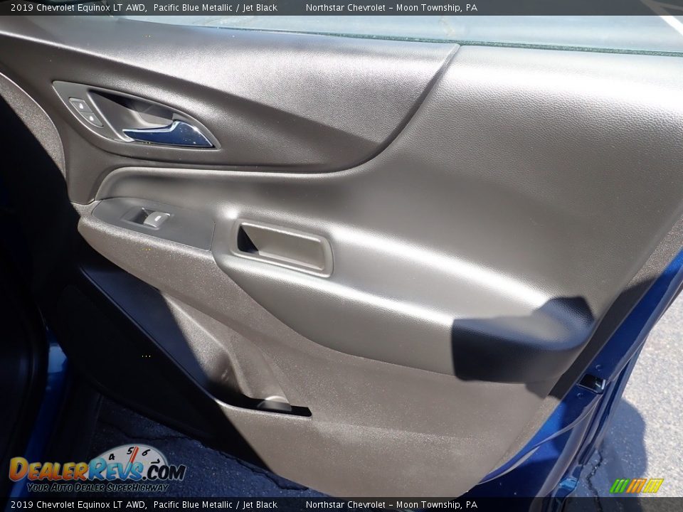 2019 Chevrolet Equinox LT AWD Pacific Blue Metallic / Jet Black Photo #17