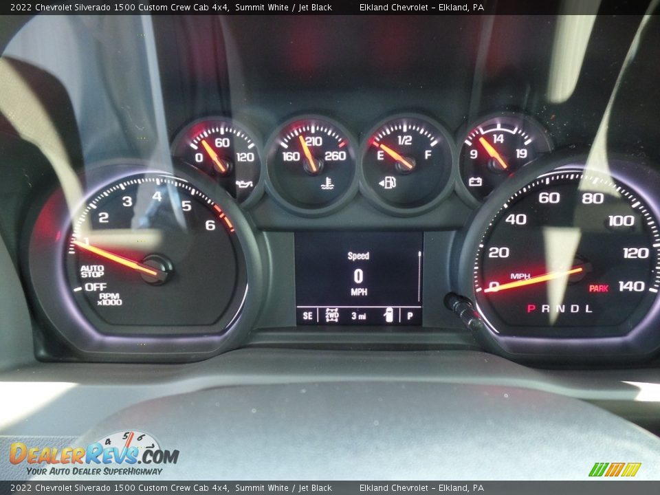 2022 Chevrolet Silverado 1500 Custom Crew Cab 4x4 Summit White / Jet Black Photo #27