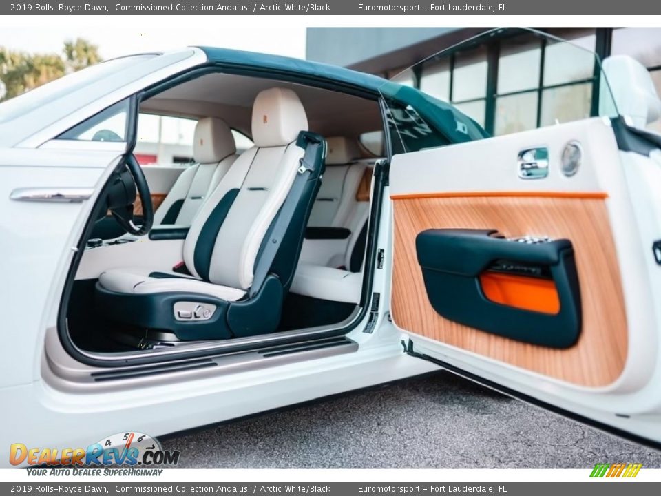 Arctic White/Black Interior - 2019 Rolls-Royce Dawn  Photo #4