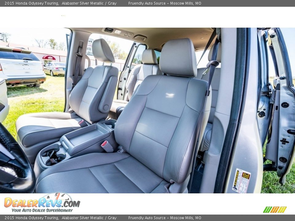 2015 Honda Odyssey Touring Alabaster Silver Metallic / Gray Photo #12