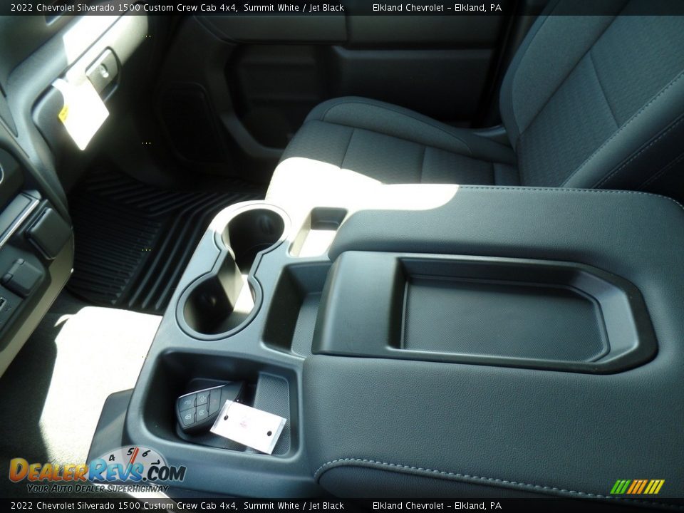 2022 Chevrolet Silverado 1500 Custom Crew Cab 4x4 Summit White / Jet Black Photo #35