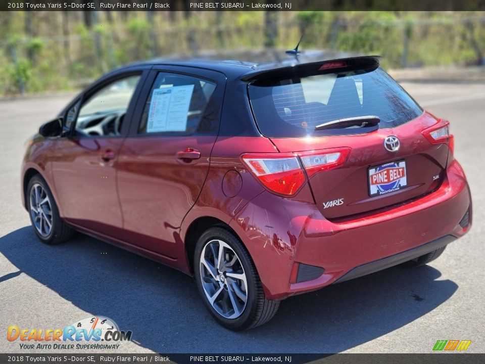 2018 Toyota Yaris 5-Door SE Ruby Flare Pearl / Black Photo #16