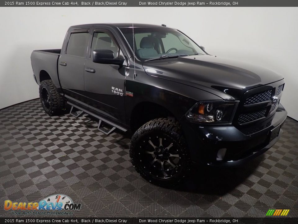 2015 Ram 1500 Express Crew Cab 4x4 Black / Black/Diesel Gray Photo #2