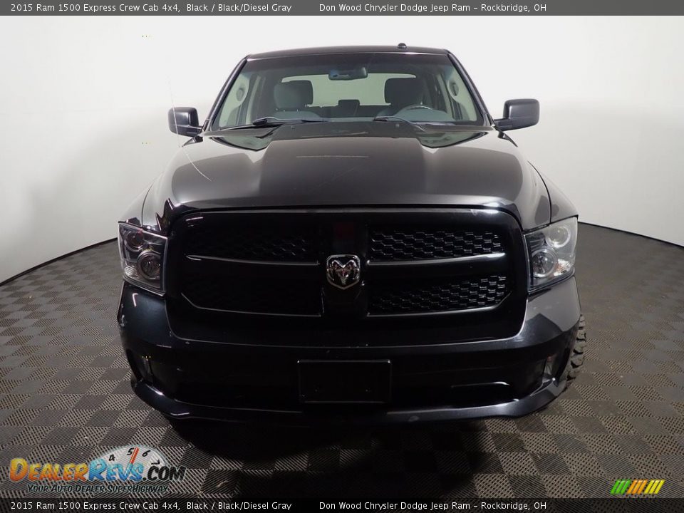 2015 Ram 1500 Express Crew Cab 4x4 Black / Black/Diesel Gray Photo #4