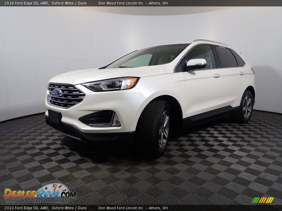 2019 Ford Edge SEL AWD Oxford White / Dune Photo #9