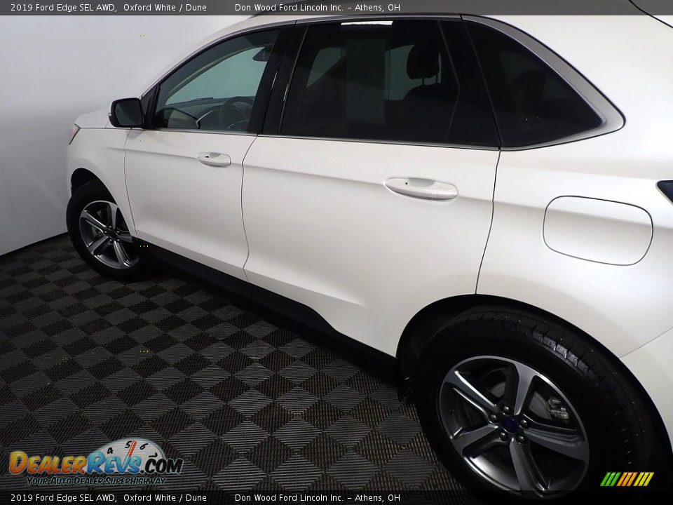 2019 Ford Edge SEL AWD Oxford White / Dune Photo #20